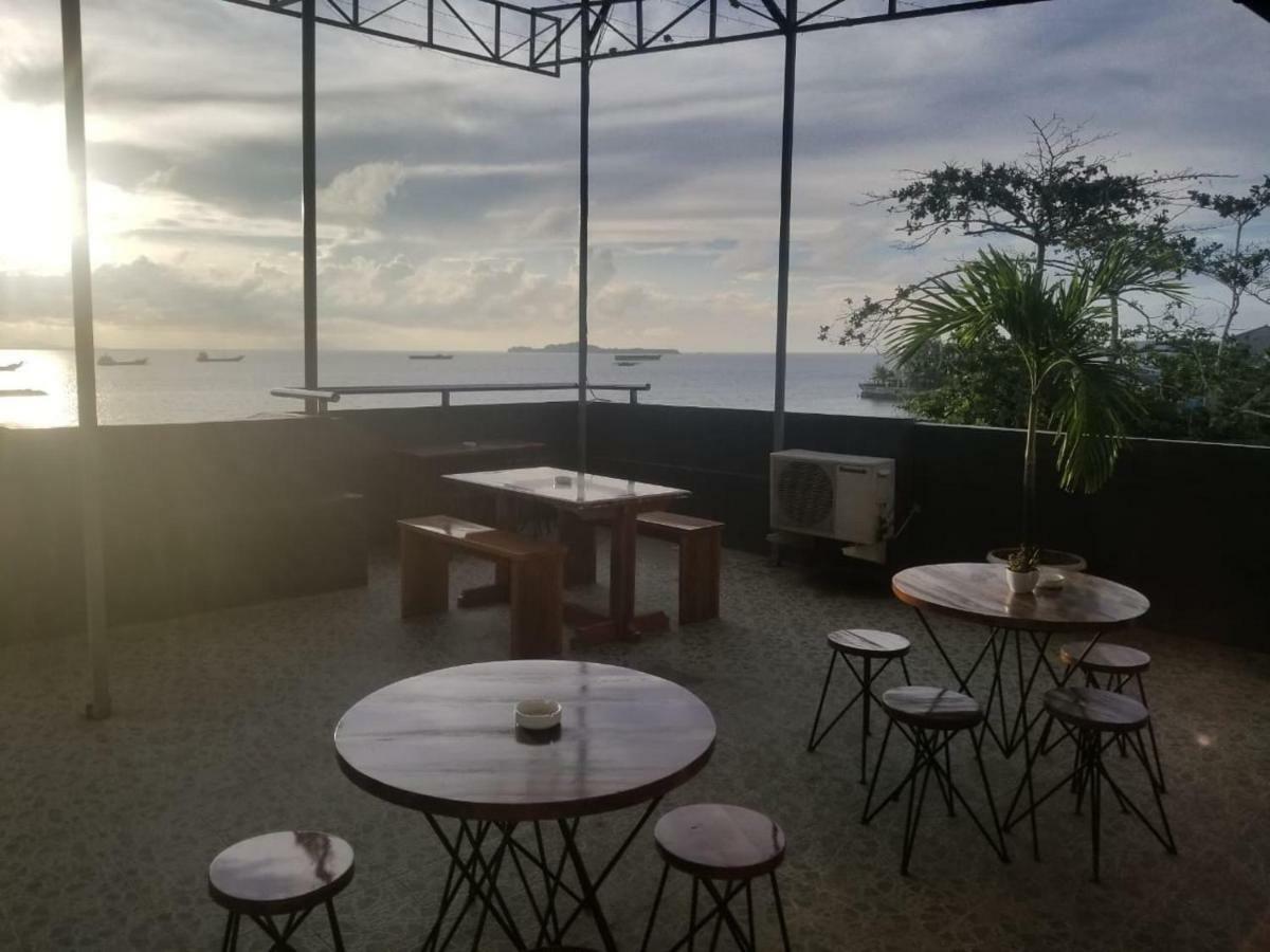 The Waigo Hotel Sorong Exterior photo